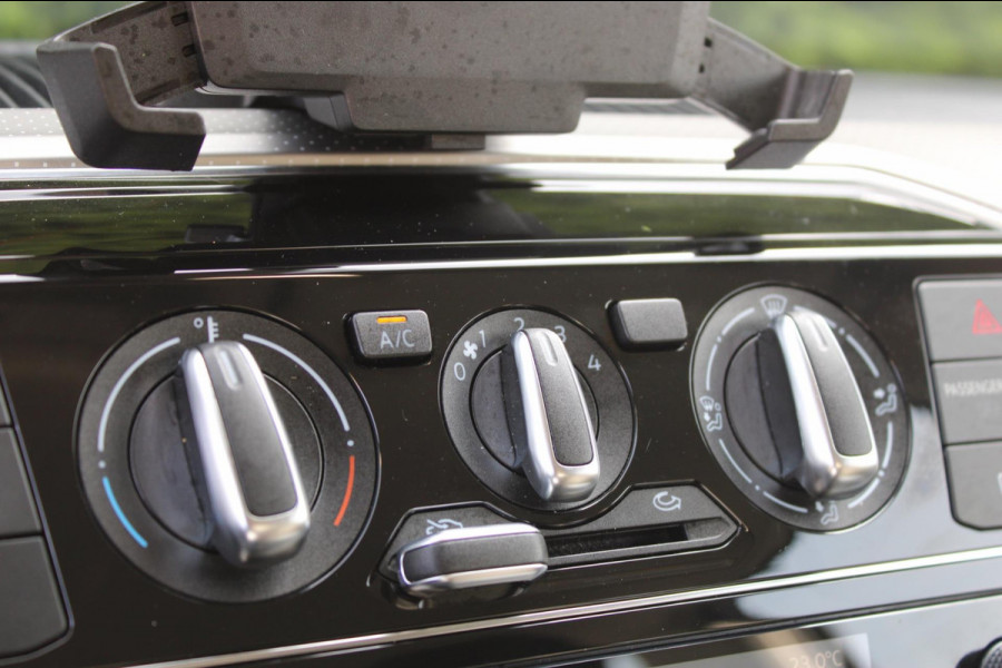 Volkswagen up! 1.0 BMT High Up! PDC Airco Cruise !!NIEUWBINNEN!!
