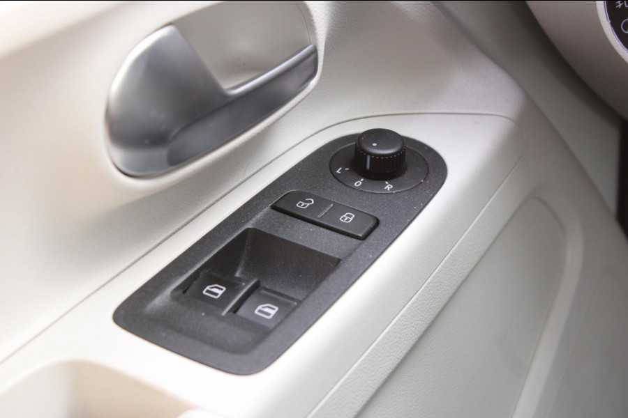 Volkswagen up! 1.0 BMT High Up! PDC Airco Cruise !!NIEUWBINNEN!!