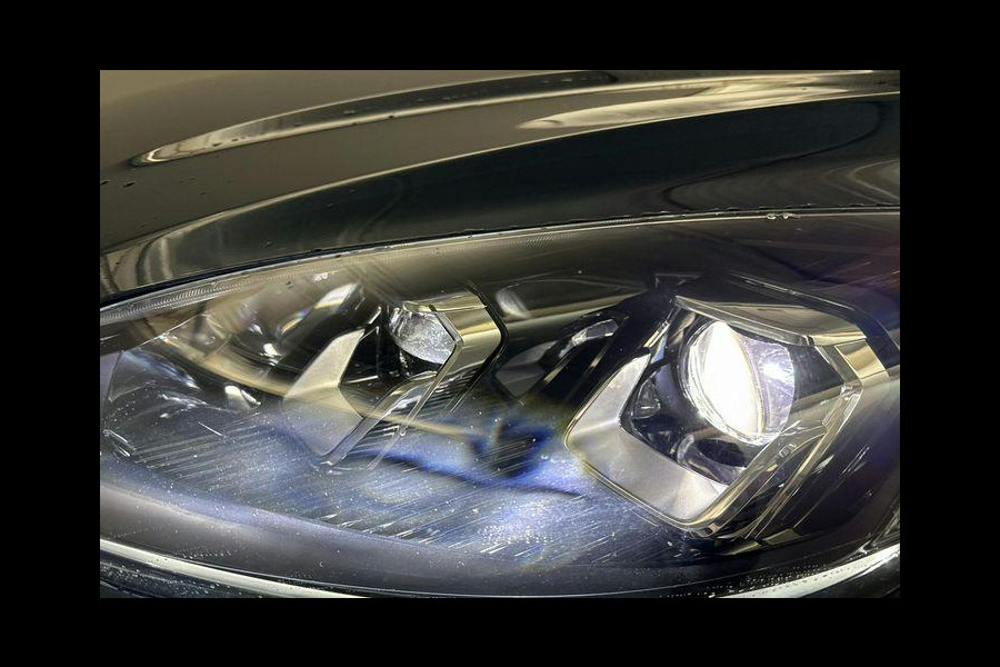 Ford Kuga 2.5 PHEV Titanium 225pk | Driver Assistance Pack | Technology Pack | Slechts 7.300 km!! | Winterpack | Elek. Achterklep | Michelin Cross Climate banden