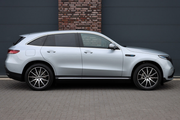 Mercedes-Benz EQC 400 4-MATIC AMG Line 80 kWh | ex BTW €40.500,- | Schuifdak | Distronic+ | Memory | Massage | Leder | Surround Camera | Stuurverwarming | Head-up Display | Rijassistentiepakket |