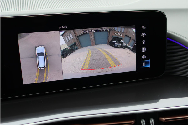 Mercedes-Benz EQC 400 4-MATIC AMG Line 80 kWh | ex BTW €40.500,- | Schuifdak | Distronic+ | Memory | Massage | Leder | Surround Camera | Stuurverwarming | Head-up Display | Rijassistentiepakket |