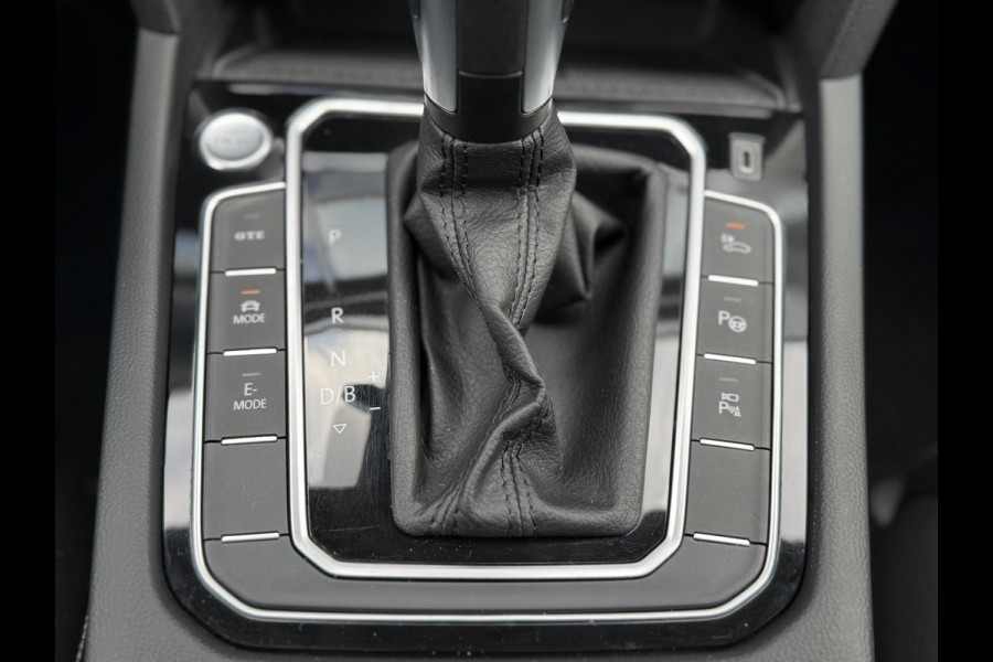 Volkswagen Passat 1.4 TSI PHEV GTE SOH96%|Pano|Trekhaak|360Cam|DCC|Leer/Alc|Matrix|Ad.cruise