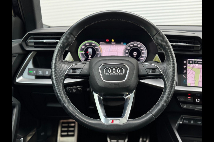 Audi A3 Sportback 40 TFSI e Edition RS zetels/B&O/Massage/HuD