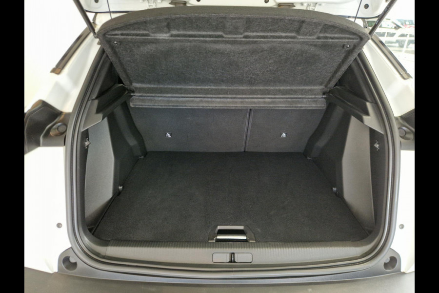 Peugeot 2008 1.2 PureTech 130pk EAT8 GT-Line Automaat | Glazen Schuifdak | Navigatie | Stoelverwarming | Achteruitrijcamera