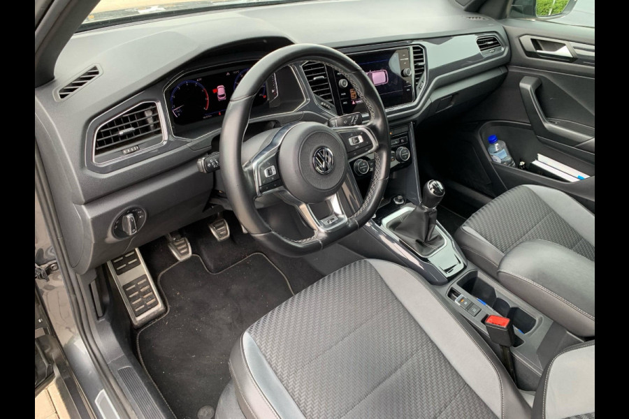 Volkswagen T-Roc 1.5 TSI Sport Business 3x R-Line / Camera / Virtual Cockpit / Navigatie / 19'' / Keyless / Stoelverwarming / ACC