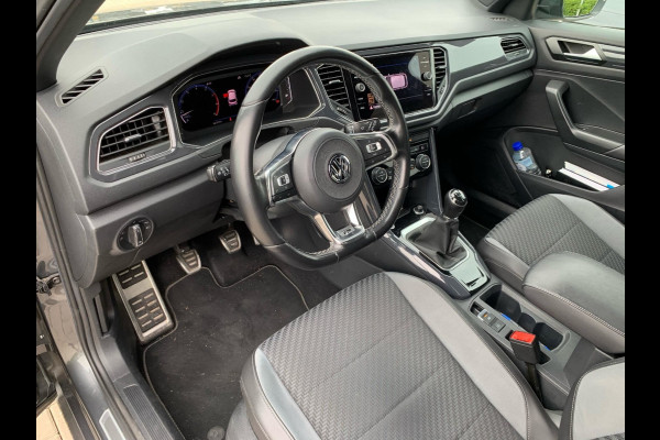 Volkswagen T-Roc 1.5 TSI Sport Business 3x R-Line / Camera / Virtual Cockpit / Navigatie / 19'' / Keyless / Stoelverwarming / ACC