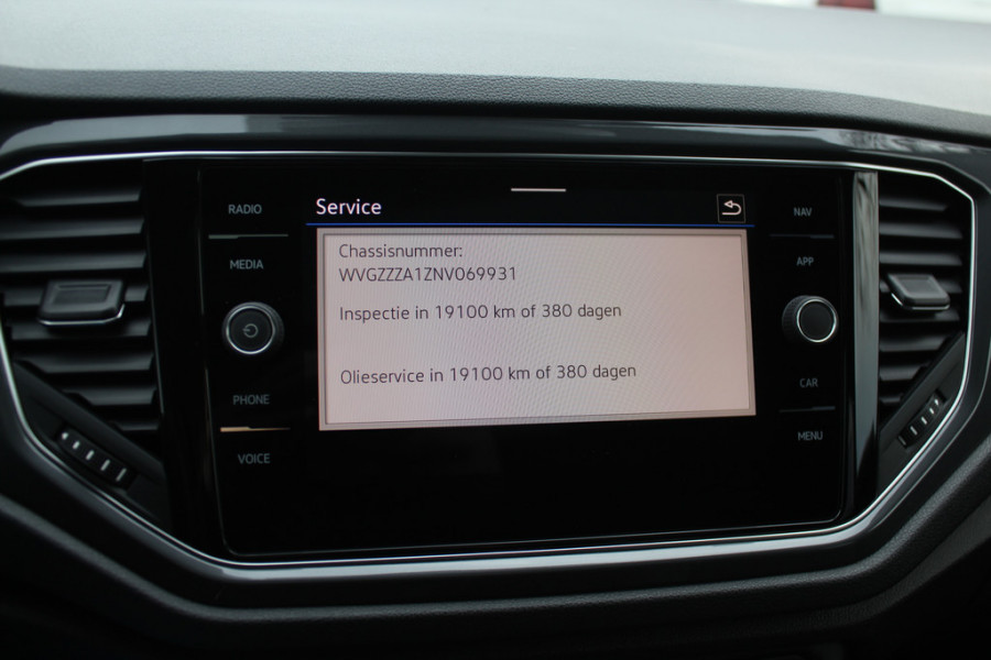 Volkswagen T-Roc 1.5 TSI Sport Business 3x R-Line / Camera / Virtual Cockpit / Navigatie / 19'' / Keyless / Stoelverwarming / ACC
