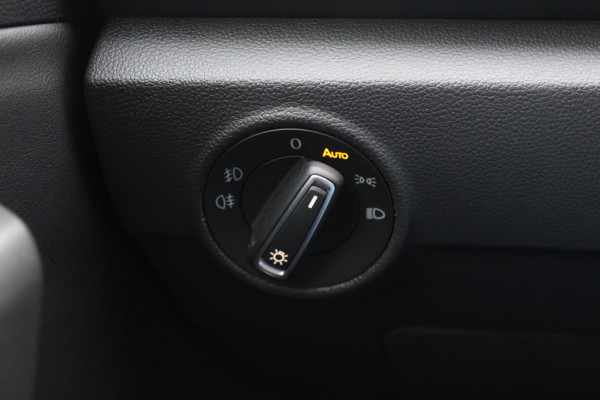 Volkswagen T-Roc 1.5 TSI Sport Business 3x R-Line / Camera / Virtual Cockpit / Navigatie / 19'' / Keyless / Stoelverwarming / ACC