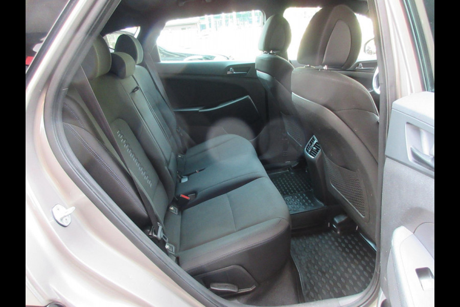 Hyundai Tucson 1.6 GDi Comfort Navi Clima Camera Carplay