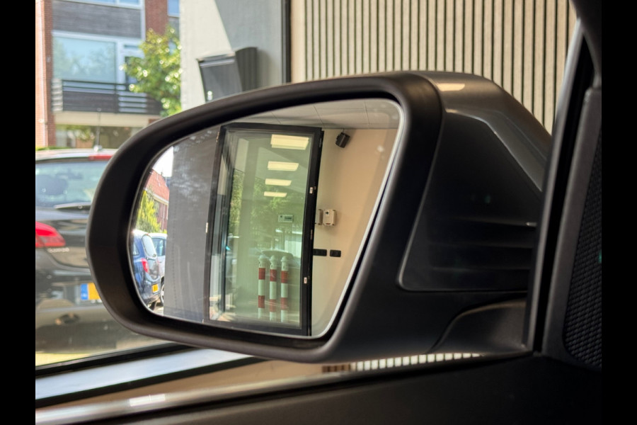 Mercedes-Benz C-Klasse Estate 180 Business Solution Designo AUT. AIRCO NAVIGATIE STOELVERWARMING CAMERA PDC CRUISE TREKHAAK