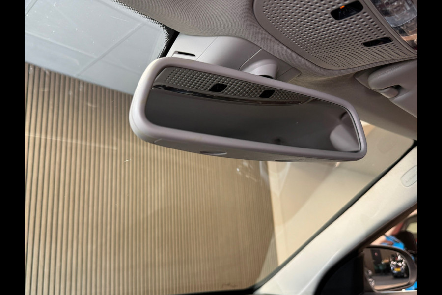 Mercedes-Benz C-Klasse Estate 180 Business Solution Designo AUT. AIRCO NAVIGATIE STOELVERWARMING CAMERA PDC CRUISE TREKHAAK