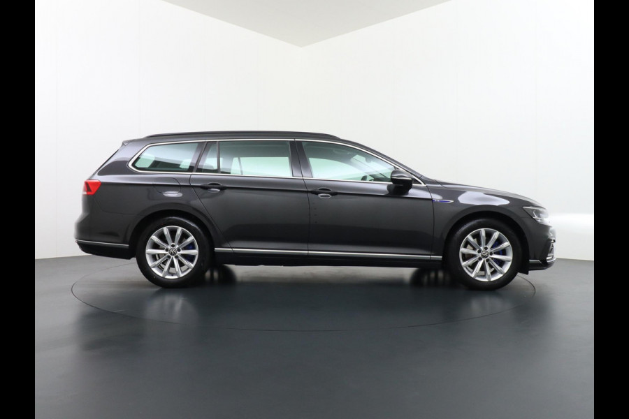 Volkswagen Passat Variant 1.4 TSI PHEV GTE Business ELEK. STOEL | CAMERA | RIJKLAAR INCL. 12 MND. BOVAGGARANTIE