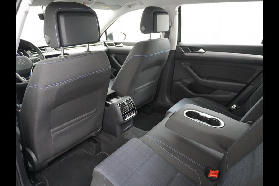 Volkswagen Passat Variant 1.4 TSI PHEV GTE Business ELEK. STOEL | CAMERA | RIJKLAAR INCL. 12 MND. BOVAGGARANTIE