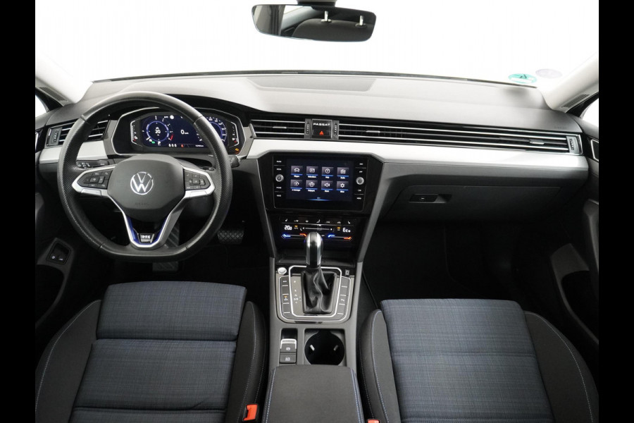Volkswagen Passat Variant 1.4 TSI PHEV GTE Business ELEK. STOEL | CAMERA | RIJKLAAR INCL. 12 MND. BOVAGGARANTIE