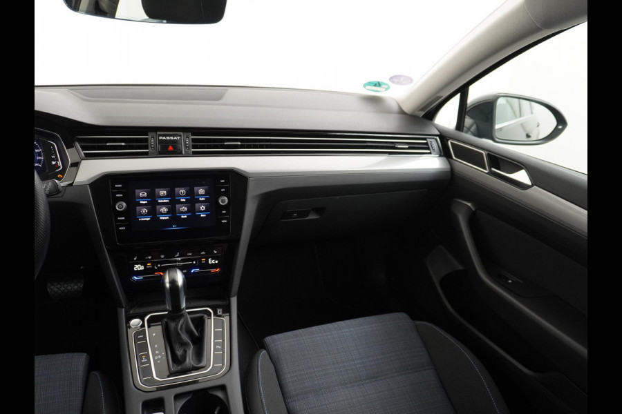 Volkswagen Passat Variant 1.4 TSI PHEV GTE Business ELEK. STOEL | CAMERA | RIJKLAAR INCL. 12 MND. BOVAGGARANTIE