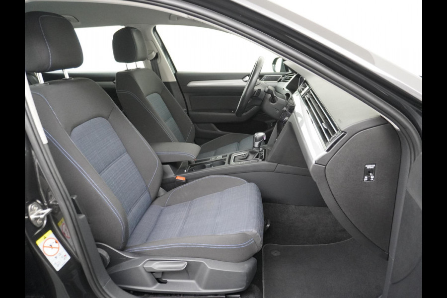 Volkswagen Passat Variant 1.4 TSI PHEV GTE Business ELEK. STOEL | CAMERA | RIJKLAAR INCL. 12 MND. BOVAGGARANTIE