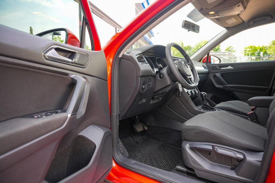 Volkswagen Tiguan Allspace 2.0 TSI 4Motion 7 Persoons Trekhaak Airco Camera Dakrail Stuurwielbediening