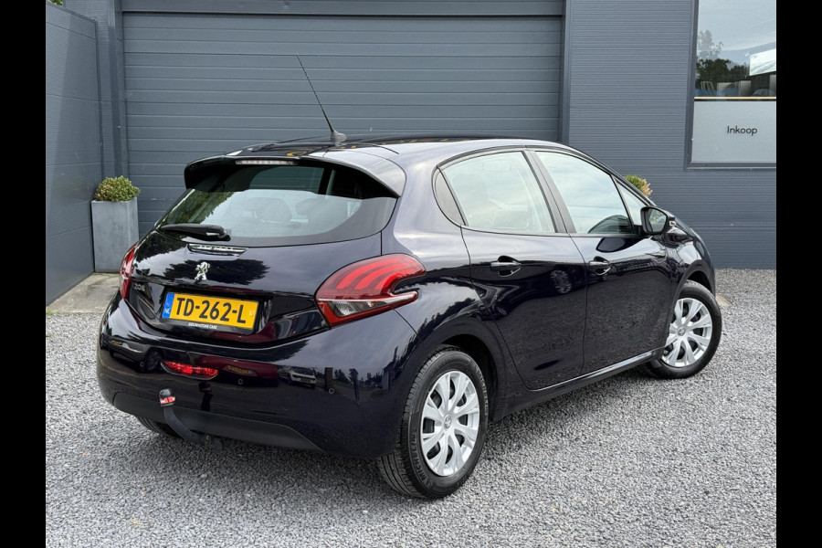 Peugeot 208 1.2 PureTech Blue Lion 2e Eigenaar,Navi,Airco,Cruise,Trekhaak,5 Deurs,Pdc,Weinig km,Zeer Zuinig,Apk tot 07-2026