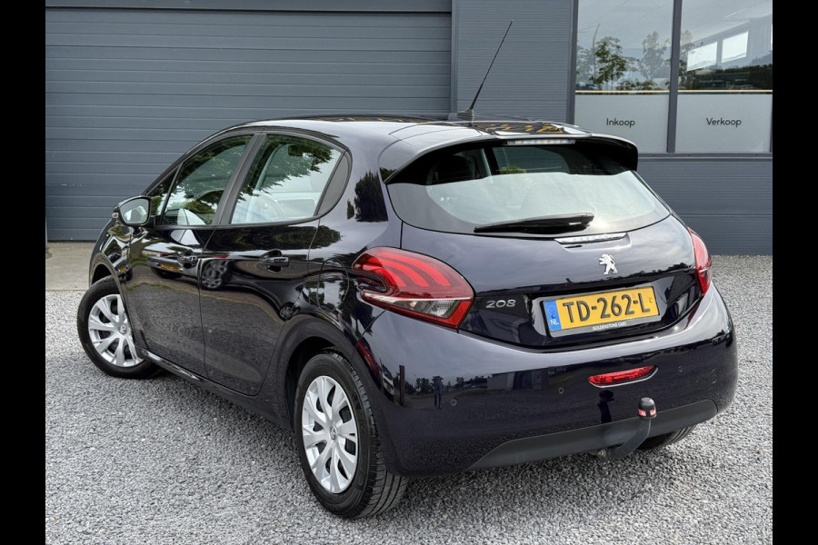 Peugeot 208 1.2 PureTech Blue Lion 2e Eigenaar,Navi,Airco,Cruise,Trekhaak,5 Deurs,Pdc,Weinig km,Zeer Zuinig,Apk tot 07-2026