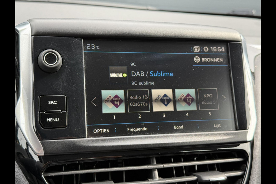 Peugeot 208 1.2 PureTech Blue Lion 2e Eigenaar,Navi,Airco,Cruise,Trekhaak,5 Deurs,Pdc,Weinig km,Zeer Zuinig,Apk tot 07-2026