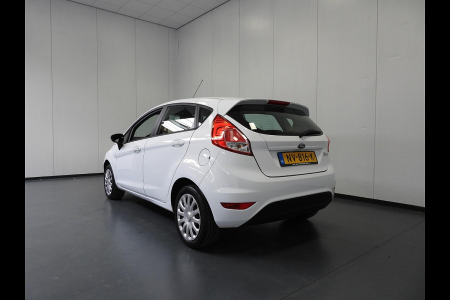 Ford Fiesta 1.0 Style Essential NAVI/AIRCO/BLUETOOTH!