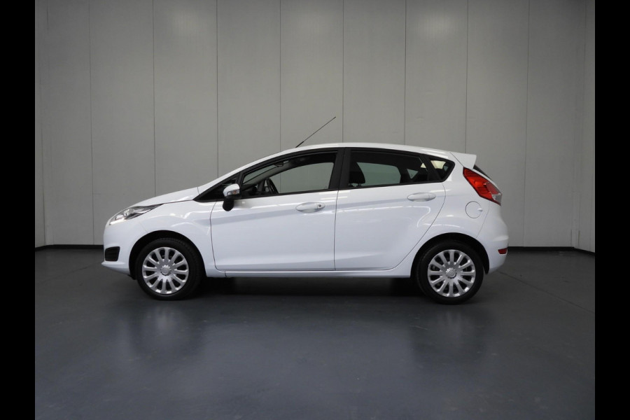 Ford Fiesta 1.0 Style Essential NAVI/AIRCO/BLUETOOTH!