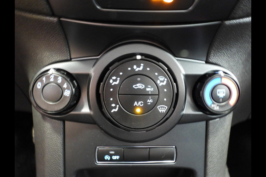 Ford Fiesta 1.0 Style Essential NAVI/AIRCO/BLUETOOTH!