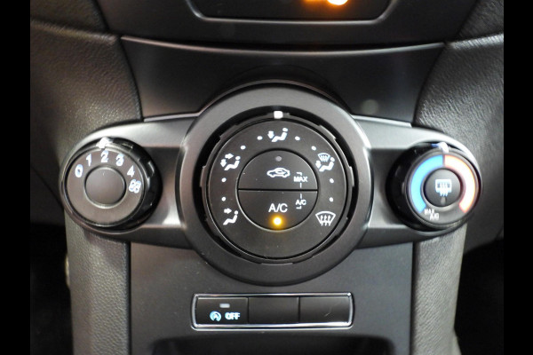 Ford Fiesta 1.0 Style Essential NAVI/AIRCO/BLUETOOTH!