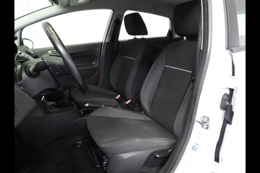 Ford Fiesta 1.0 Style Essential NAVI/AIRCO/BLUETOOTH!