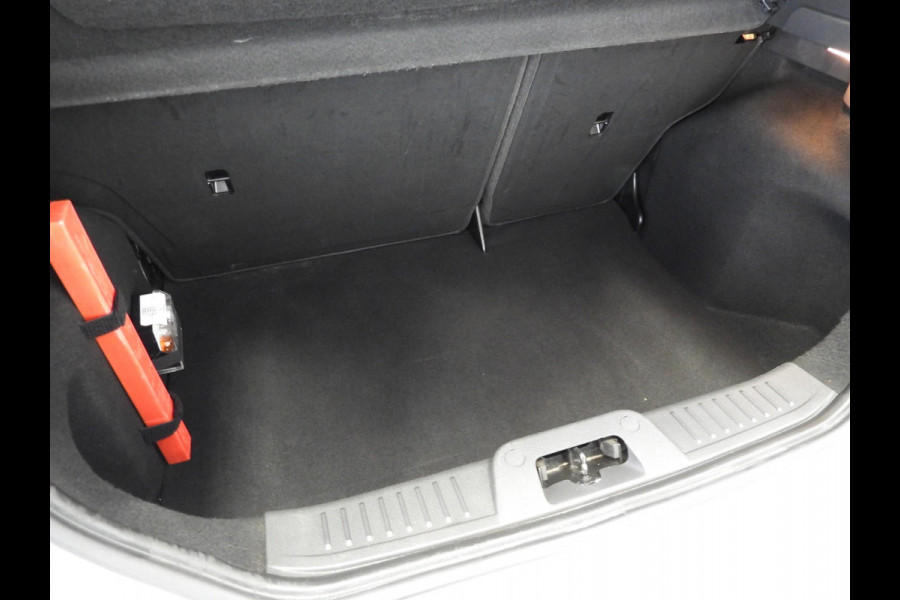 Ford Fiesta 1.0 Style Essential NAVI/AIRCO/BLUETOOTH!