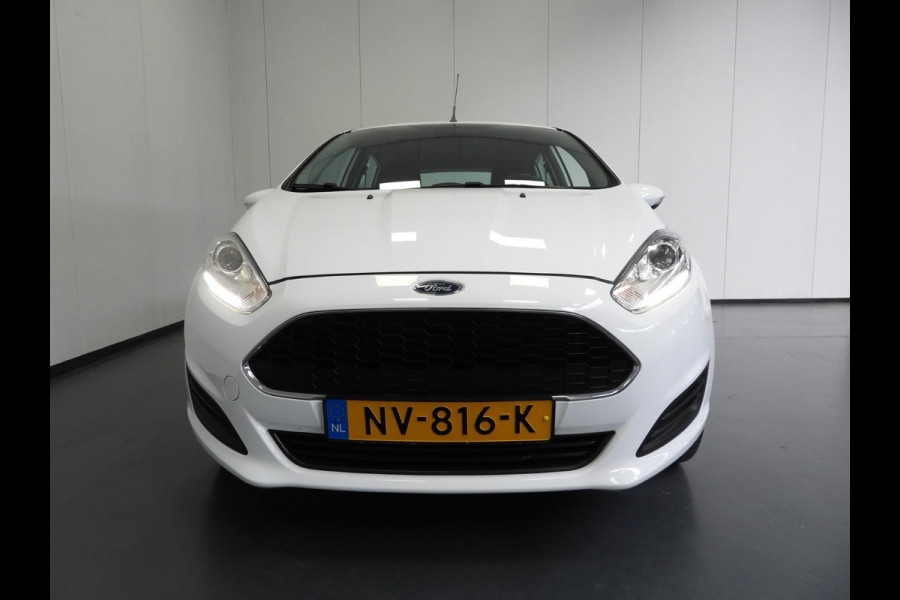 Ford Fiesta 1.0 Style Essential NAVI/AIRCO/BLUETOOTH!