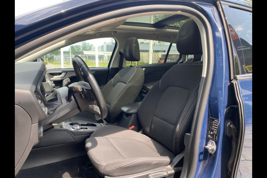 Ford FOCUS Wagon BWJ 2020 1.0T 126PK Titanium Bus AUTOMAAT | PANO | TREKHAAK | CARPLAY | PARKPILOT | CLIMA | NAVI | CAMERA | CRUISE