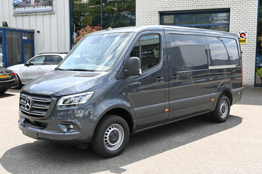 Mercedes-Benz Sprinter 319 CDI L2H1 Vele opties 3500 kg Trekhaak, Luchtvering, Distronic, 2 Schuifdeuren, LED