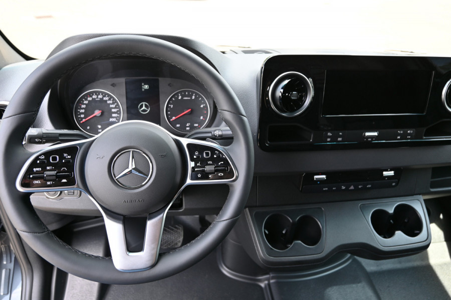 Mercedes-Benz Sprinter 319 CDI L2H1 Vele opties 3500 kg Trekhaak, Luchtvering, Distronic, 2 Schuifdeuren, LED