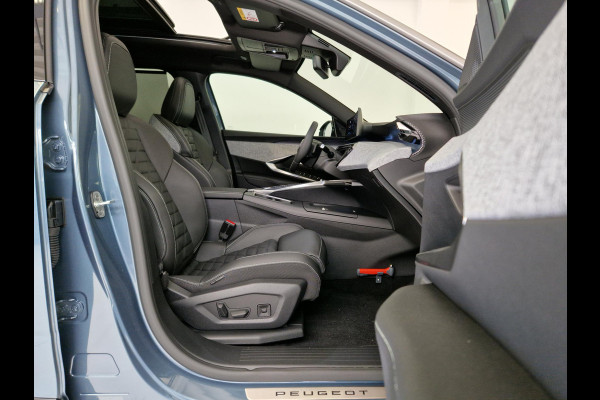 Peugeot E-5008 GT Avantage 73 kWh Warmtepomp | Nappa Leder | Panoramisch Schuifdak | Stoelverwarming voor en achter