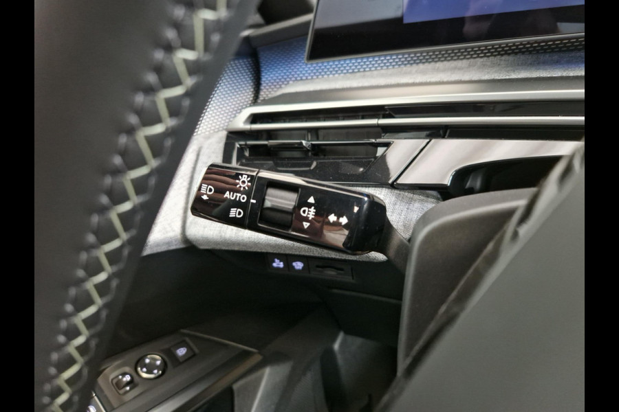 Peugeot E-5008 GT Avantage 73 kWh Warmtepomp | Nappa Leder | Panoramisch Schuifdak | Stoelverwarming voor en achter