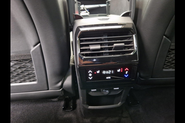 Peugeot E-5008 GT Avantage 73 kWh Warmtepomp | Nappa Leder | Panoramisch Schuifdak | Stoelverwarming voor en achter