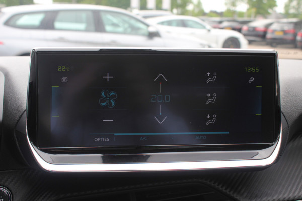 Peugeot e-2008 EV GT Pack 50 kWh / Panoramadak / Camera / Virtual Cockpit / Half leder / Navigatie / Keyless / Cruise Control / Dodehoek detectie
