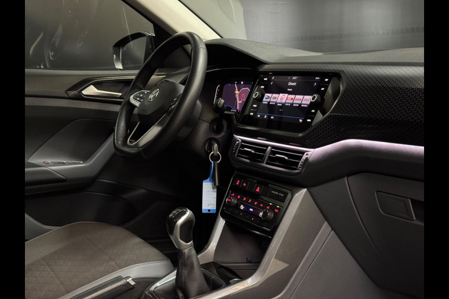 Volkswagen T-Cross 1.0 TSI Style 116PK, Virtual Cockpit, Voll Led, Navi, ACC, Apple Carplay, Blind Spot, Prive Glas, PDC, 18" Velg
