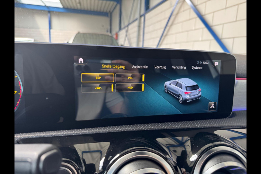 Mercedes-Benz A-Klasse 200 AMG 163 PK PANO|HEAD-UP|BURMESTER VOL