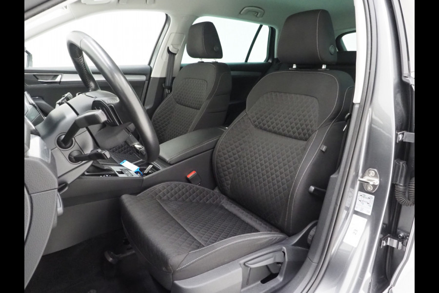 Škoda Superb 1.4 TSI iV 218PK | Trekhaak | Virtual | Adaptive Cruise | Carplay | DAB