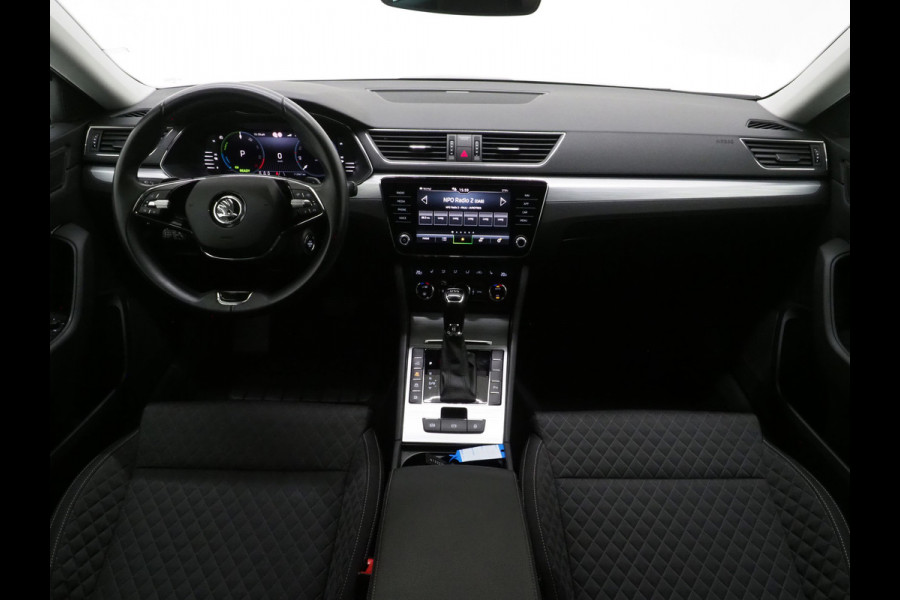 Škoda Superb 1.4 TSI iV 218PK | Trekhaak | Virtual | Adaptive Cruise | Carplay | DAB