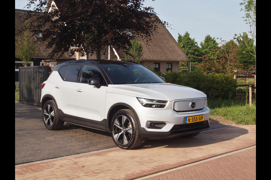 Volvo XC40 Recharge P8 AWD R-Design | Panoramadak | 360 Camera | Apple Carplay | Harman Kardon | Trekhaak |