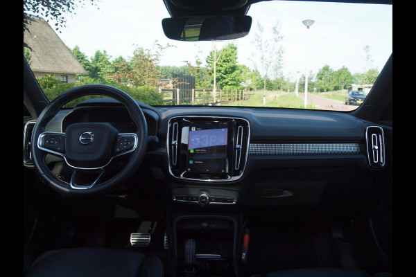 Volvo XC40 Recharge P8 AWD R-Design | Panoramadak | 360 Camera | Apple Carplay | Harman Kardon | Trekhaak |