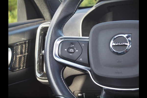 Volvo XC40 Recharge P8 AWD R-Design | Panoramadak | 360 Camera | Apple Carplay | Harman Kardon | Trekhaak |