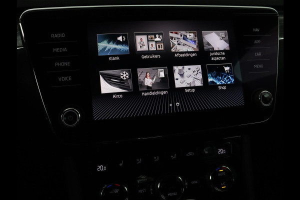 Škoda Superb 1.4 TSI iV Business Edition Plus | Camera | Adaptive cruise | Memory seats | Carplay | Stoelverwarming| Navigatie | Alcantara | Keyless