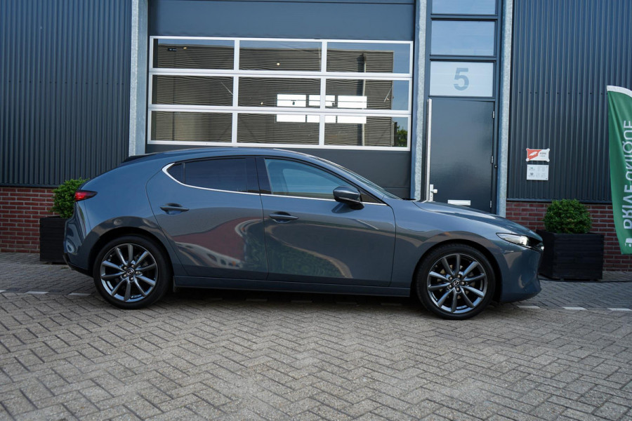 Mazda 3 2.0 e-SkyActiv-G M Hybrid 150 Sportive | Adaptive Cruise | Carplay | Head up | Keyless | Stoel/stuur verwarming | Camera