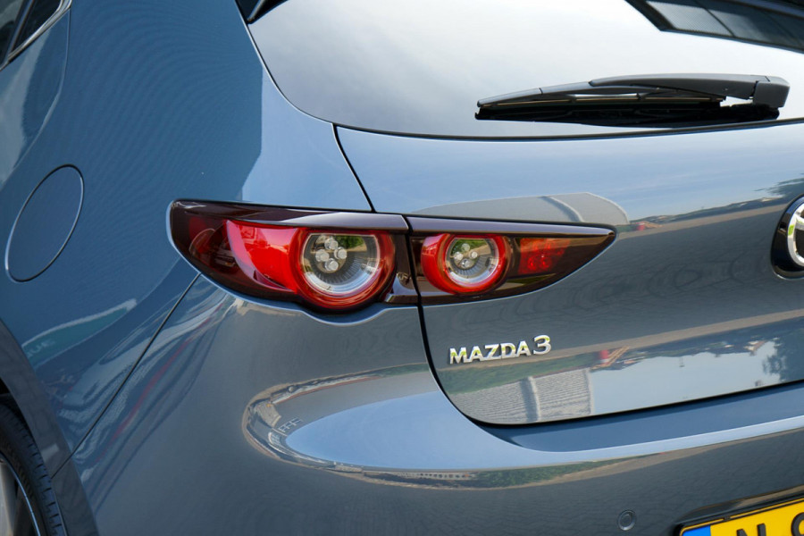 Mazda 3 2.0 e-SkyActiv-G M Hybrid 150 Sportive | Adaptive Cruise | Carplay | Head up | Keyless | Stoel/stuur verwarming | Camera