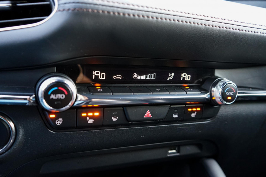 Mazda 3 2.0 e-SkyActiv-G M Hybrid 150 Sportive | Adaptive Cruise | Carplay | Head up | Keyless | Stoel/stuur verwarming | Camera