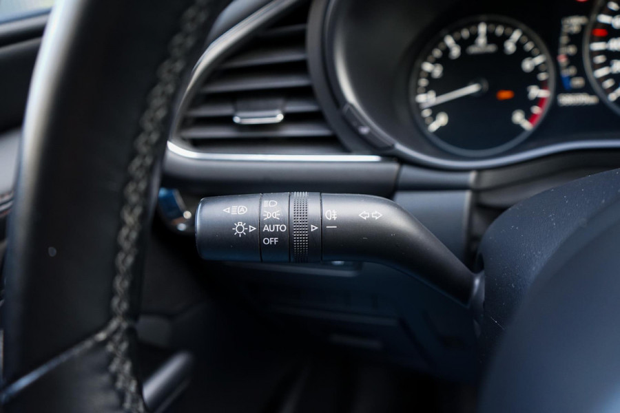 Mazda 3 2.0 e-SkyActiv-G M Hybrid 150 Sportive | Adaptive Cruise | Carplay | Head up | Keyless | Stoel/stuur verwarming | Camera